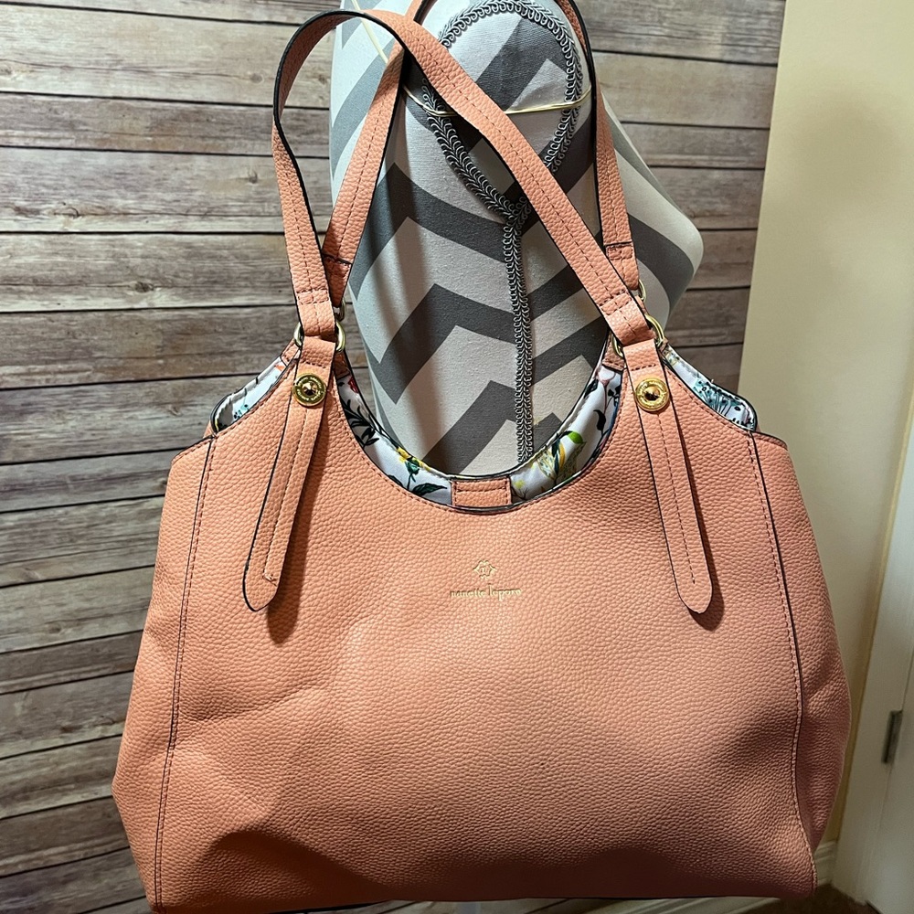 ⭐️ Nanette Lepore® Marlowe 3-Section 4-Poster Handbag - Picture 3 of 8